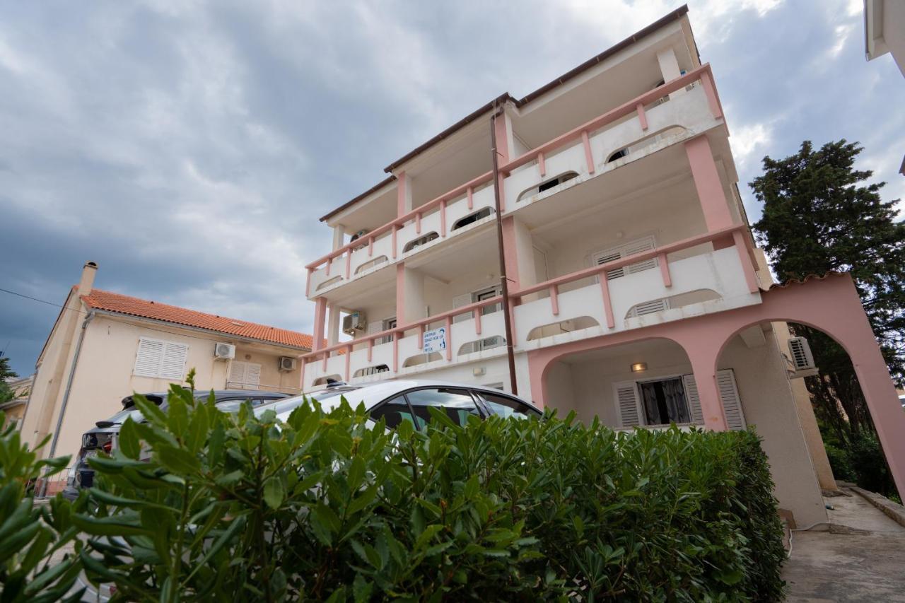 Apartmani Vidusin Novalja Luaran gambar